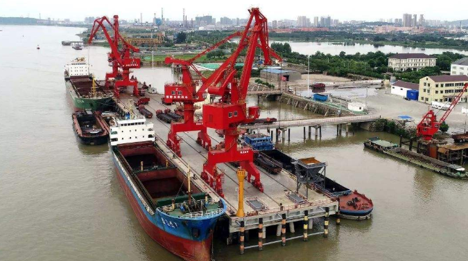 嘉兴概述露天料场港口封闭问题的实行方法